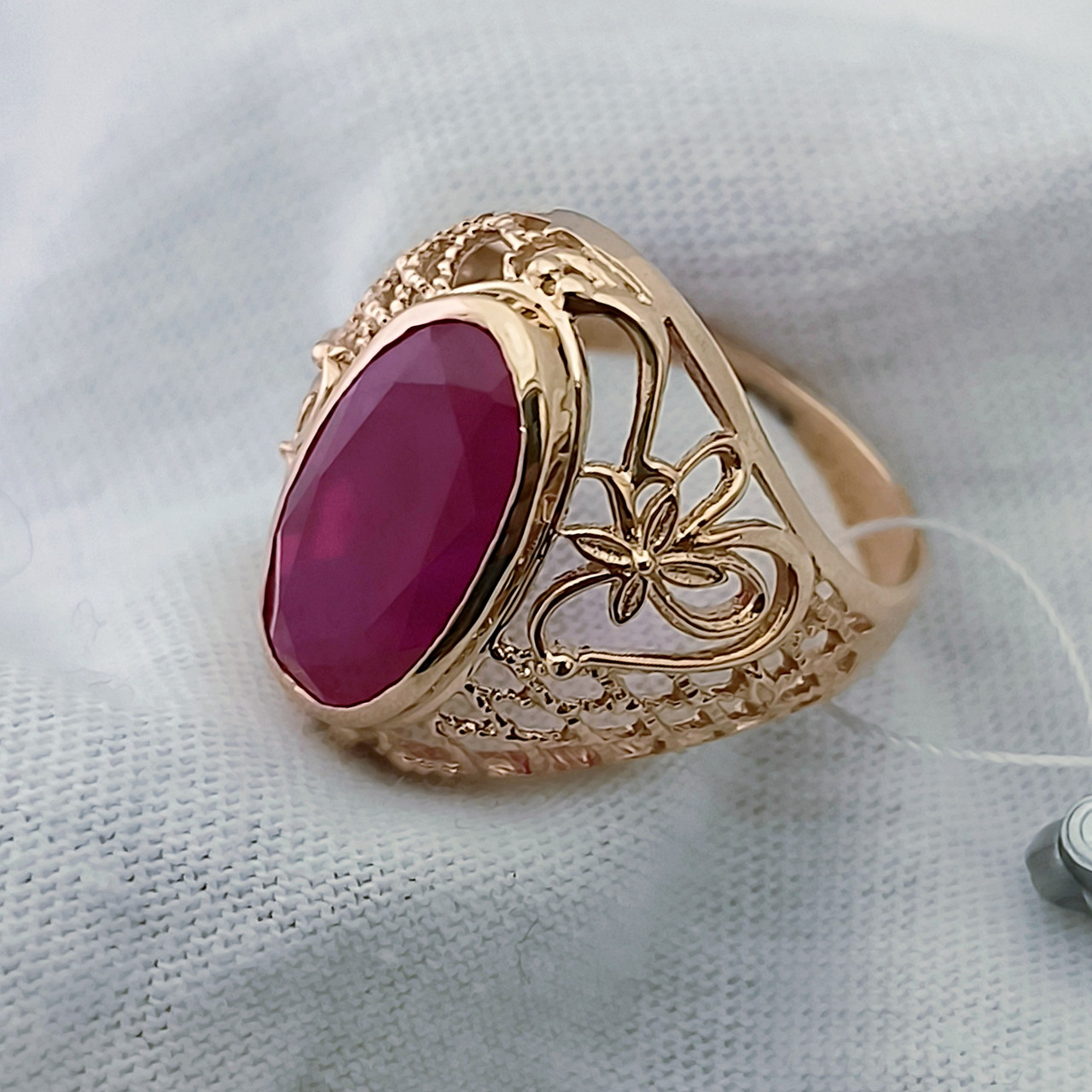 Золота каблучка 585 проби