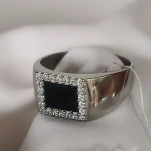 Срібний персень