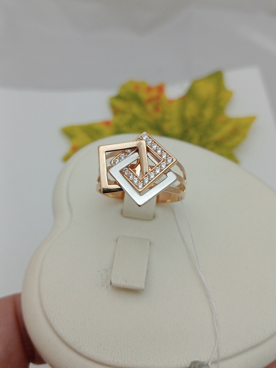 Золоте кільце 585 проби