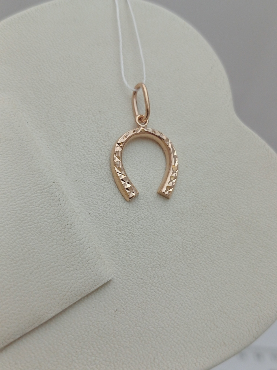 Золотий підвіс