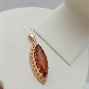 Золотий підвіс