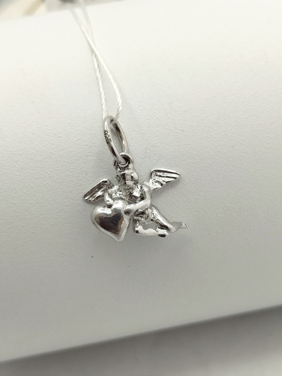 Срібний кулон — ангел