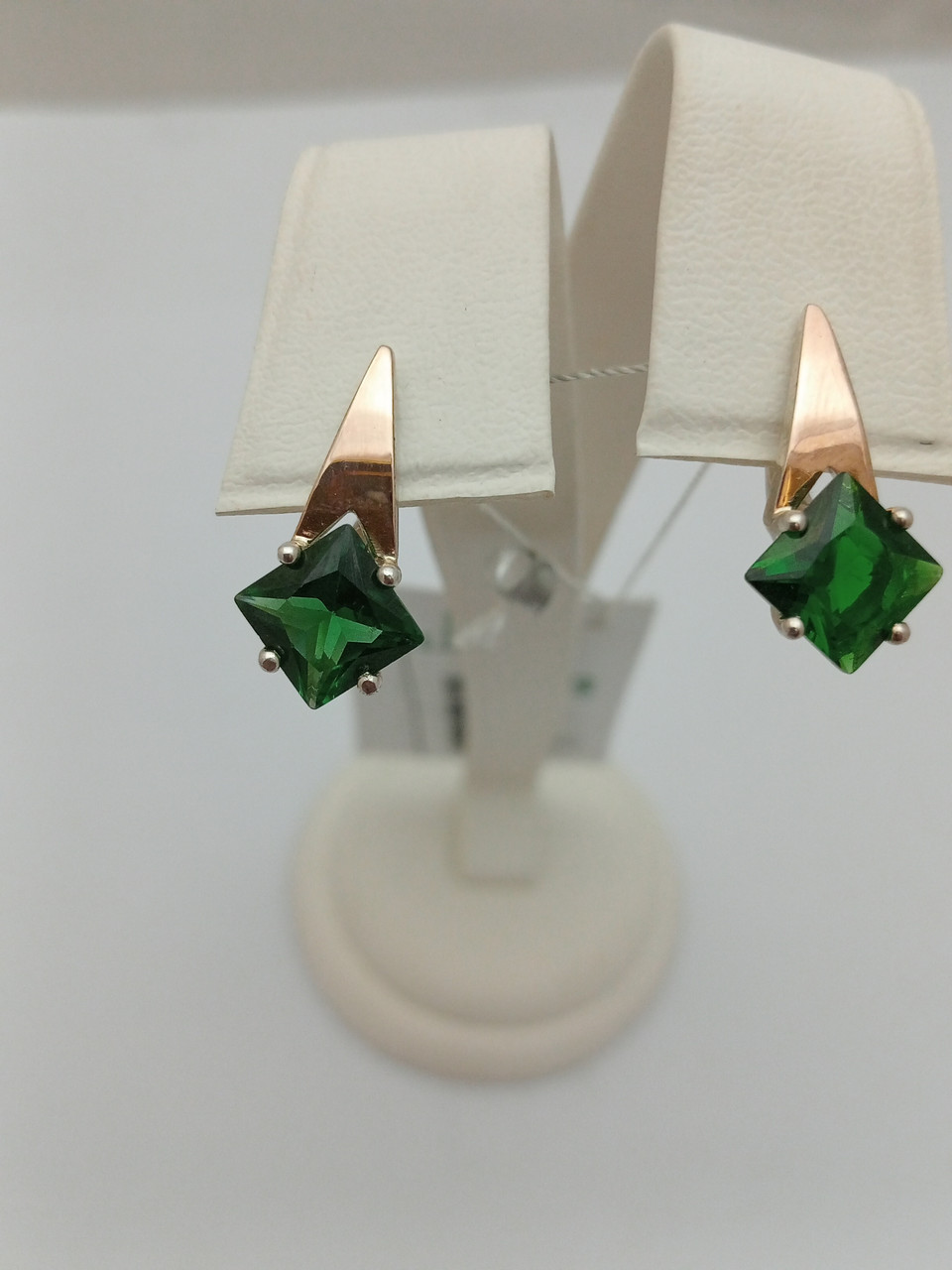 Срібні сережки з камінцями з напаяними пластинами золота 375 проби