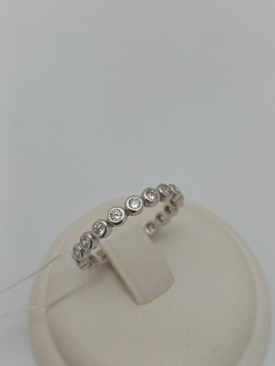 Срібне кільце 925 проби з цирконієм