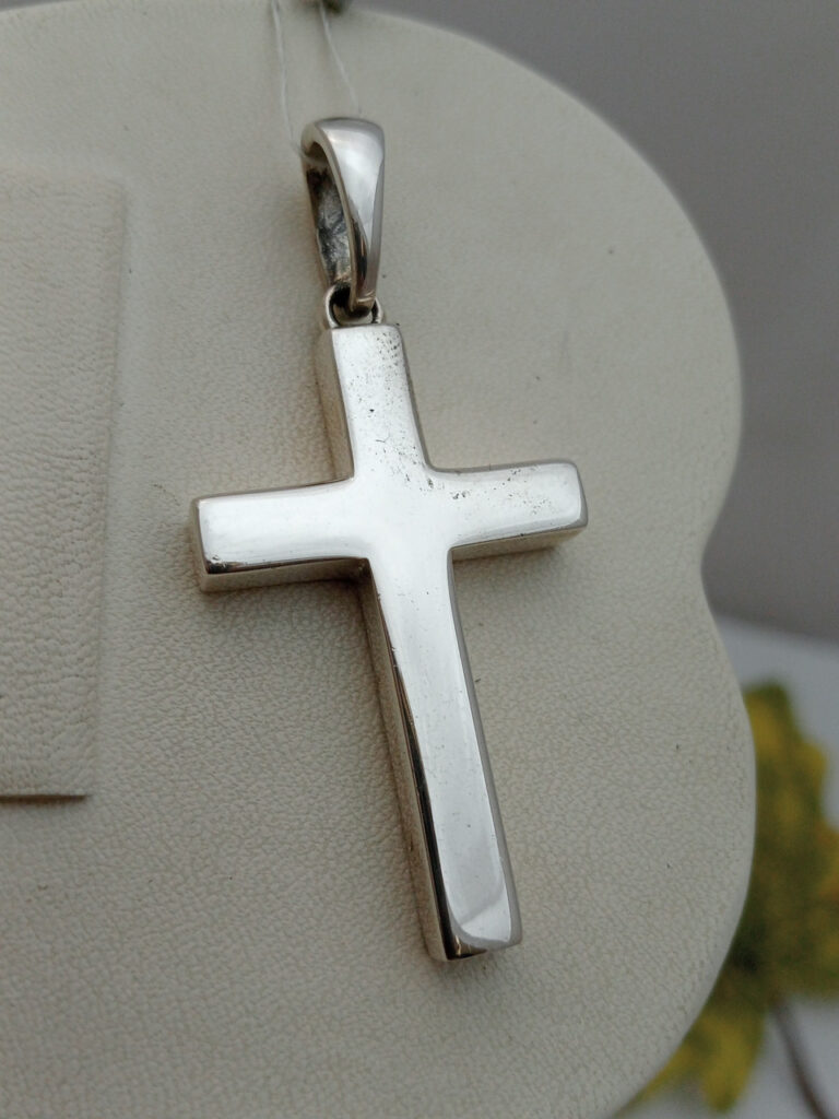 Срібний хрест без розп'яття