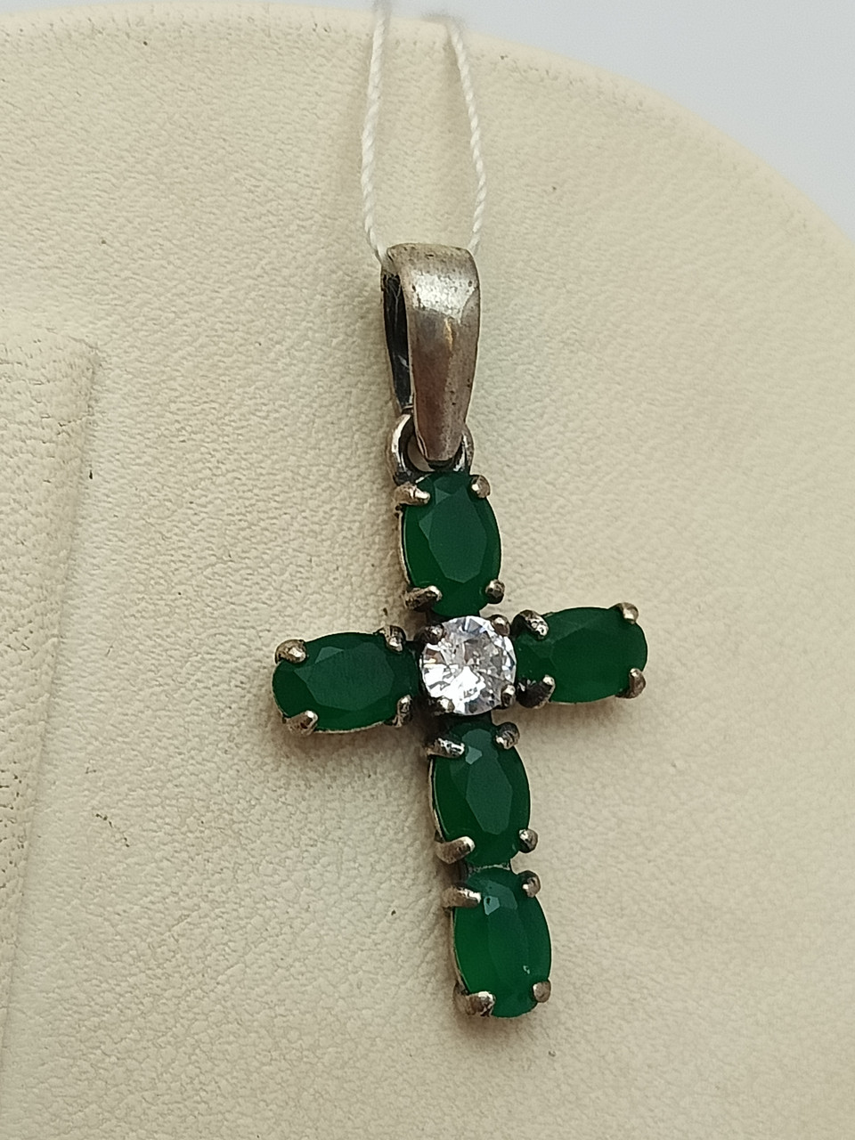 Срібний хрестик із зеленим цирконієм