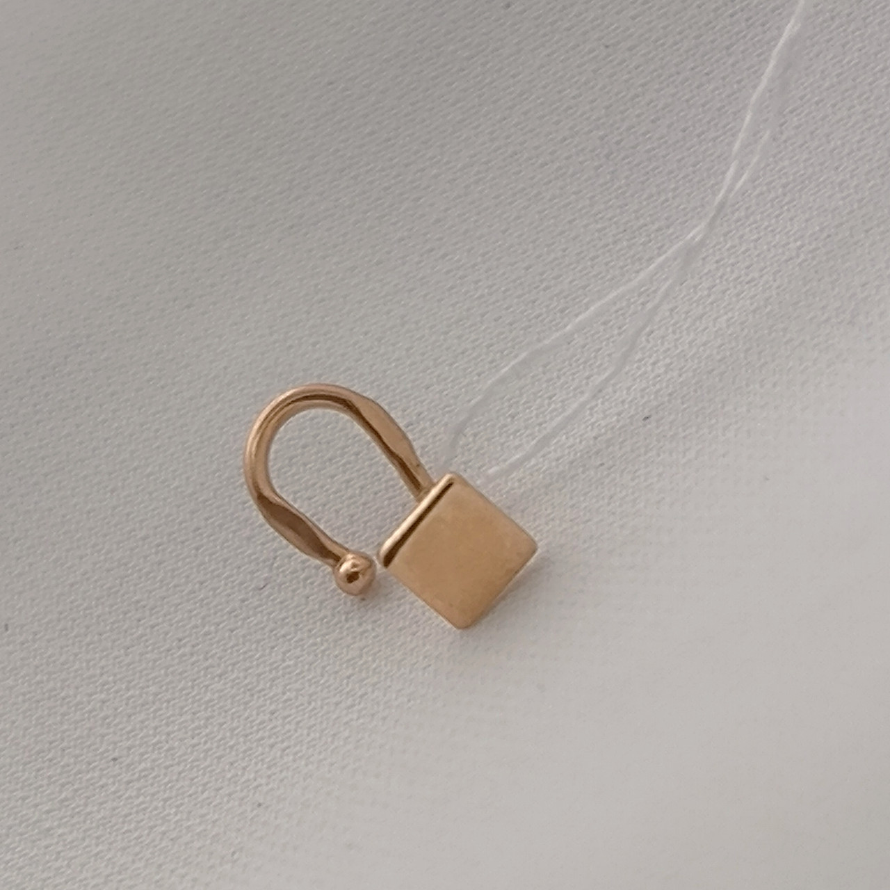 Золотий пірсинг 585 проби для носа