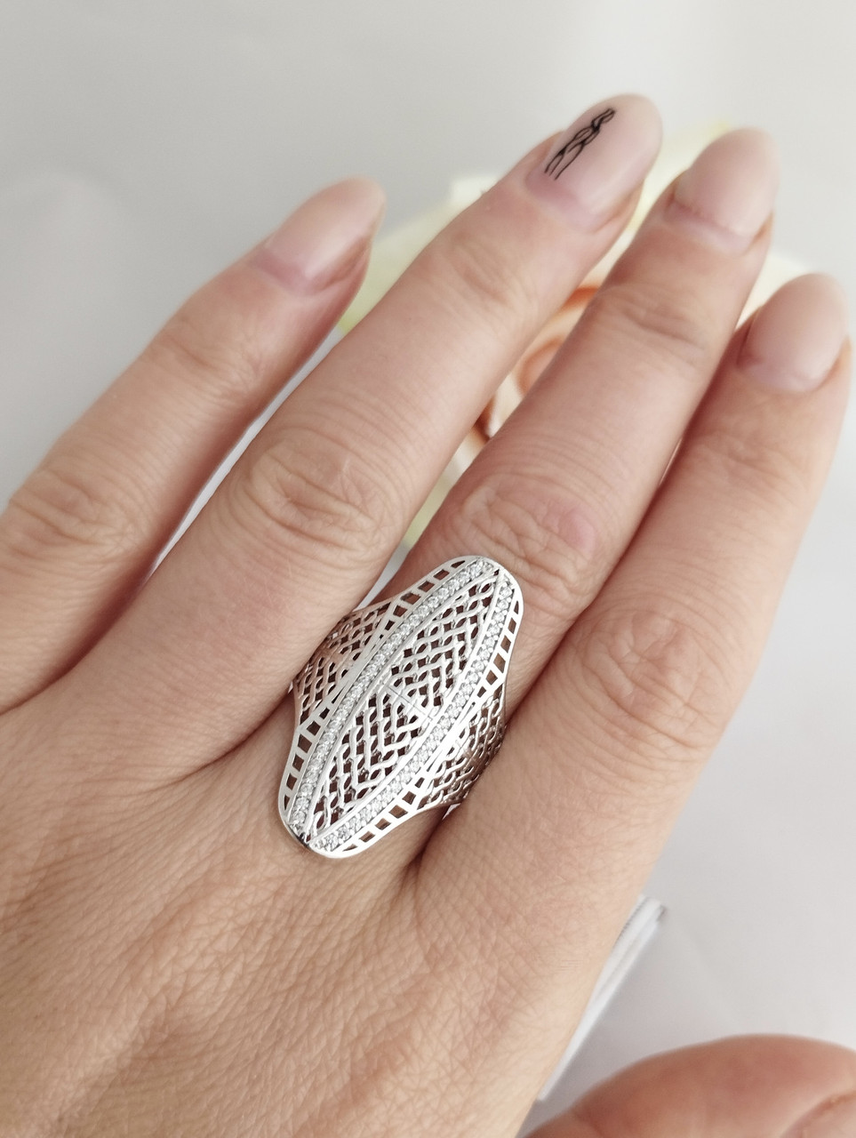 Срібне кільце з фіанітами - Зображення 2